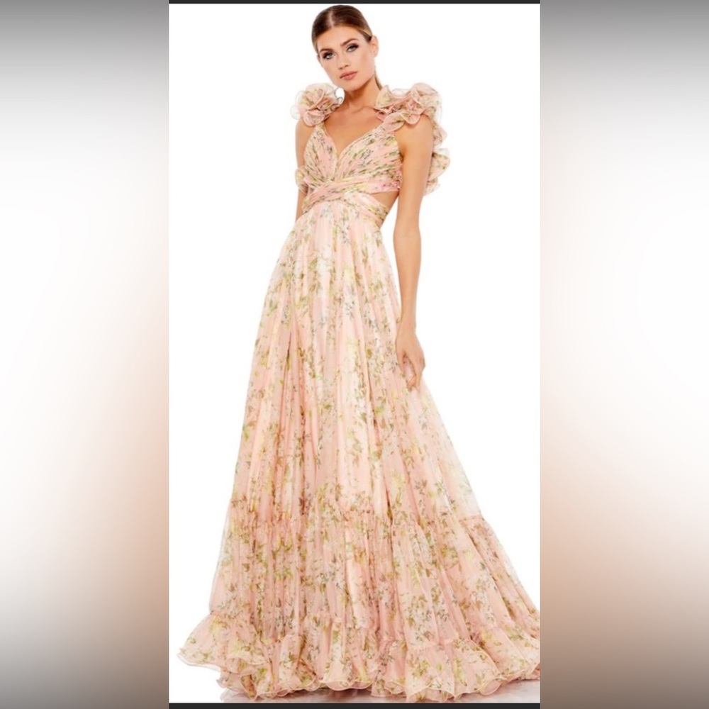 NWT Mac Duggal Ruffle Dress